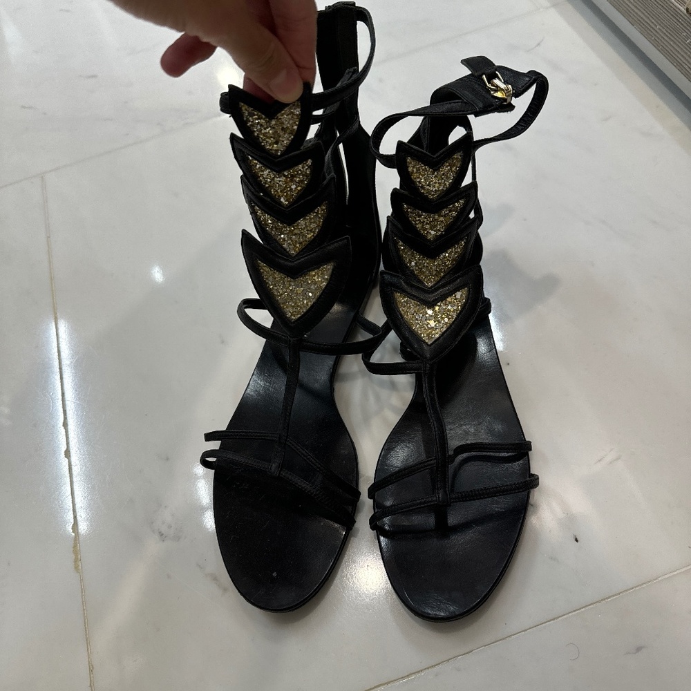 Leather sandals
